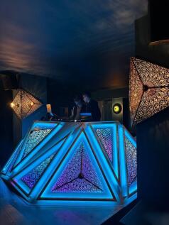 Live Music &amp; DJ&#39;s