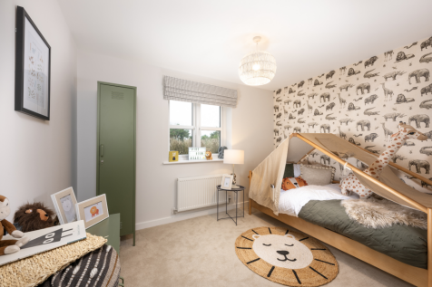 Holly-Special-Bedroom-3