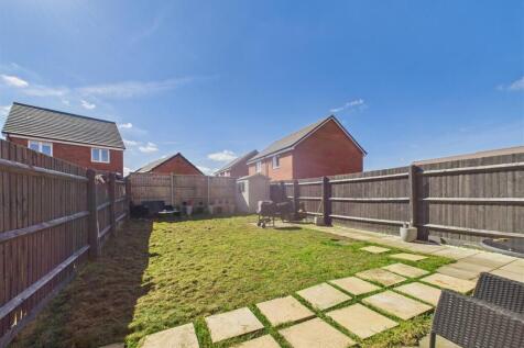 CAM02778G0-PR0044-STILL029.jpg