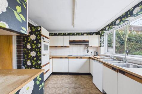 ddf415b41dd448278bff0c5f38a75730_95_CAM05551G0-PR0