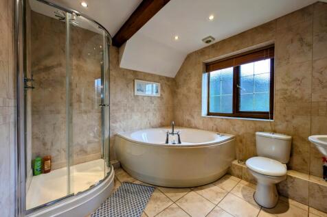 En-suite Bed 1