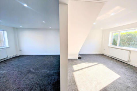 Reception room 1/2
