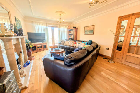 Reception room 1