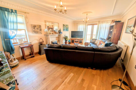 Reception room 1