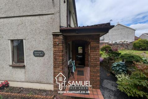Entrance porch