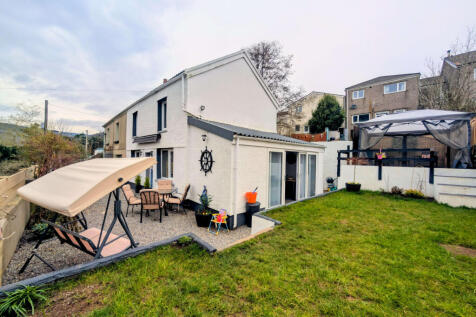 2 Bedroom Semi-detached for Sale