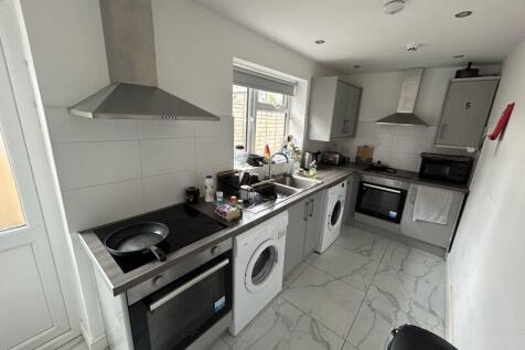Communal Kitchen