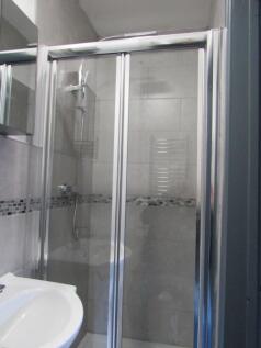 Room 2 En Suite