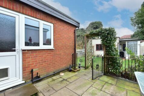 REAR GARDEN PATIO
