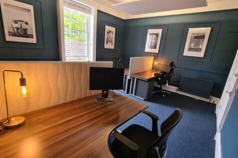 Dedicated desk 3.jpg