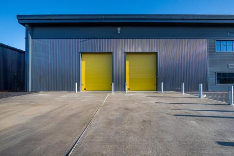 UNIT 1B WATCHMOOR POINT CAMBERLEY_016.jpg