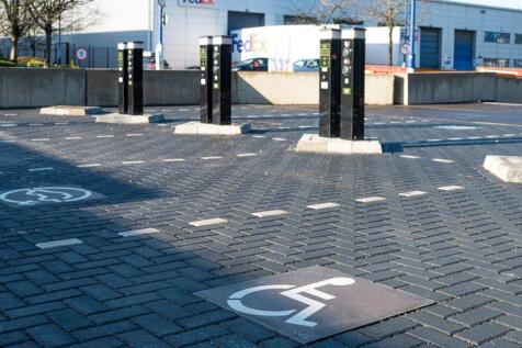 UNIT 1B WATCHMOOR POINT CAMBERLEY_058.jpg