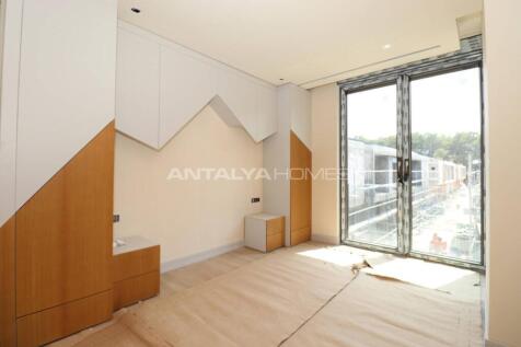 Property Image 79