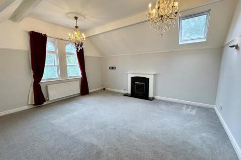 4 Summerlee Lounge.jpg