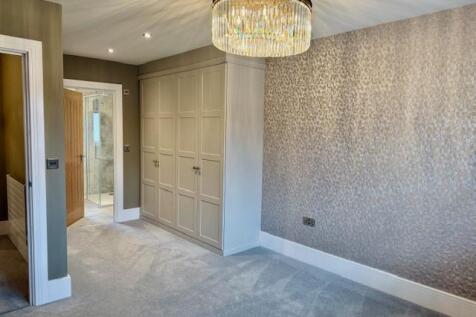 4 Newmarket Master2.jpg