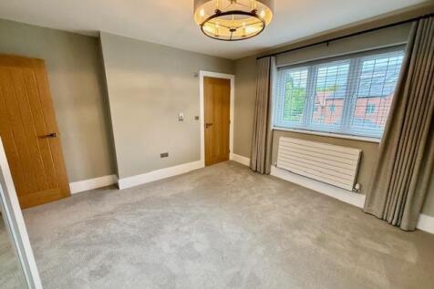 4 Newmarket Bed2.3.jpg