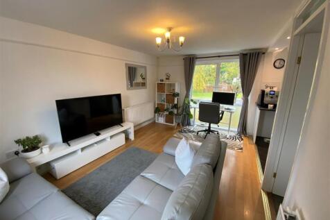 Lounge.