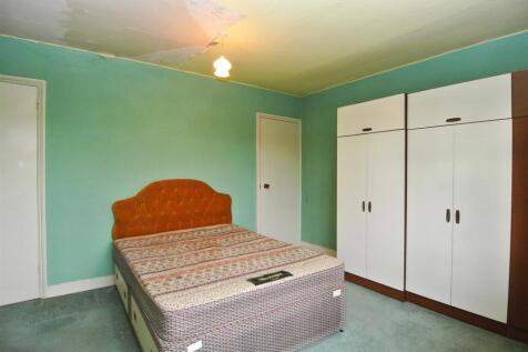 SR Bedroom1b.jpg