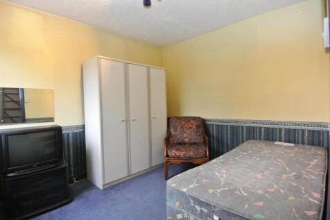 SR bedroom2.jpg