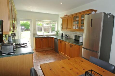 Kitchen Breakfast Room.JPG