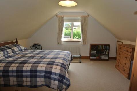Bedroom 1.JPG