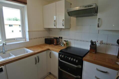Kitchen.JPG