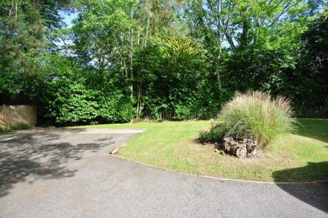 LH Garden2.jpg