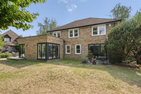 Brackley KT10-013.jpg