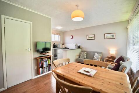 Lounge/Kitchen