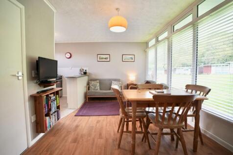 Lounge/Kitchen