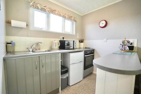 Lounge/Kitchen