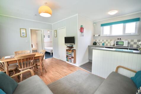 Lounge/Kitchen