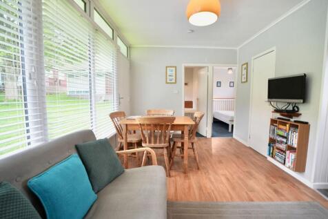 Lounge/Kitchen
