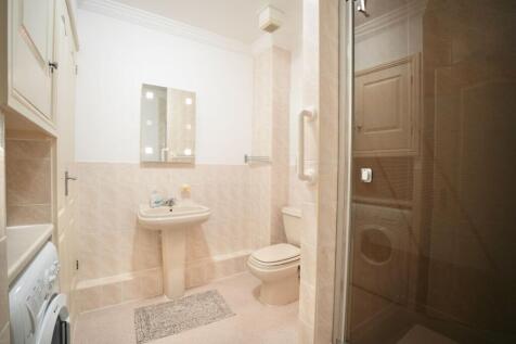Shower Room/Utility