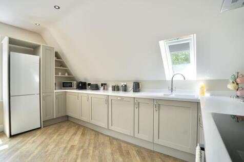 Lounge/Kitchen