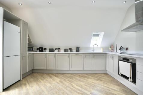Lounge/Kitchen