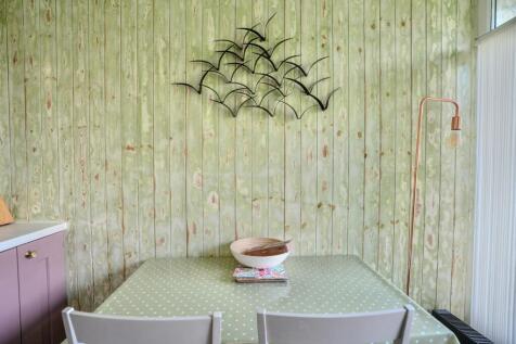 Lounge/Kitchen