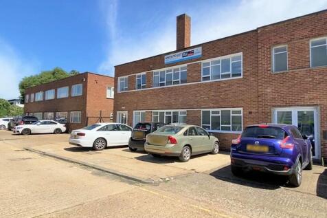 Clock Tower Industrial Estate  Unit 134 1.JPG