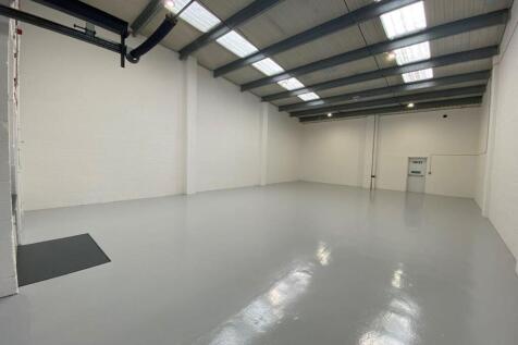 Unit C6 Brooklands Close  Sunbury 4.JPG