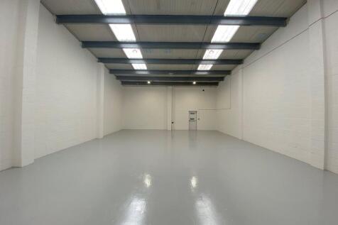 Unit C6 Brooklands Close  Sunbury 5.JPG