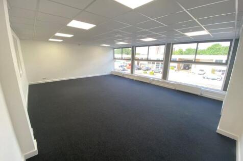 Unit C6 Brooklands Close  Sunbury 8.JPG