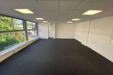 Unit C6 Brooklands Close  Sunbury 9.JPG