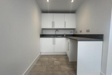 King St 316B  318A Kitchen.jpg