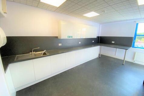 Unit 2 Canal Court 8.JPG