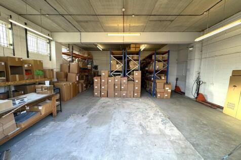 Worton Hall Industrial Estate  Unit 3 2.JPG