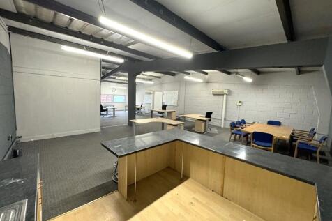 Unit 11 Metro Centre  Isleworth 10.jpg