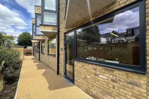 63D Sandycombe Rd 10.jpg