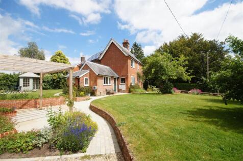 Garden to House