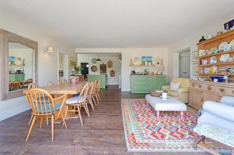 Kitchen / Breakfast / Living Room