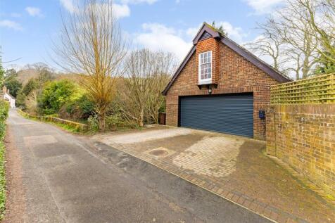 Garage &amp; Parking